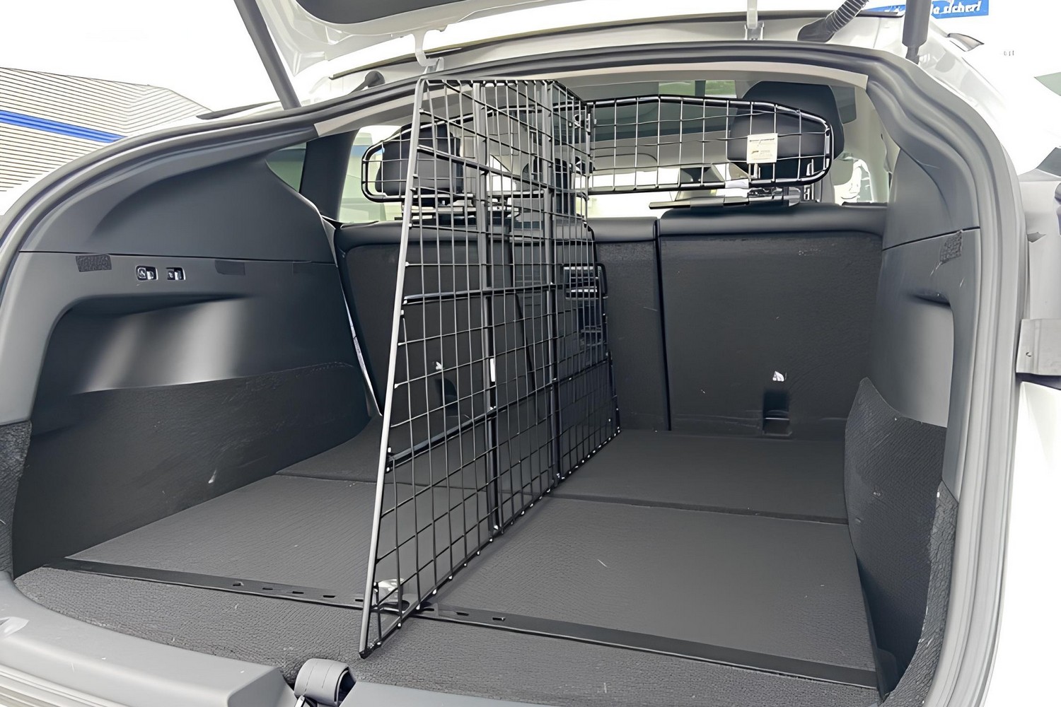 Cargo divider suitable for Tesla Model Y 2020-present Kleinmetall Masterline