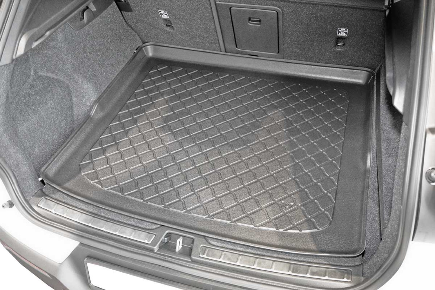 Boot mat suitable for Volvo EC40 2021-present Guardliner anti slip PE/TPE rubber (VOL1C4TM-G) (4)