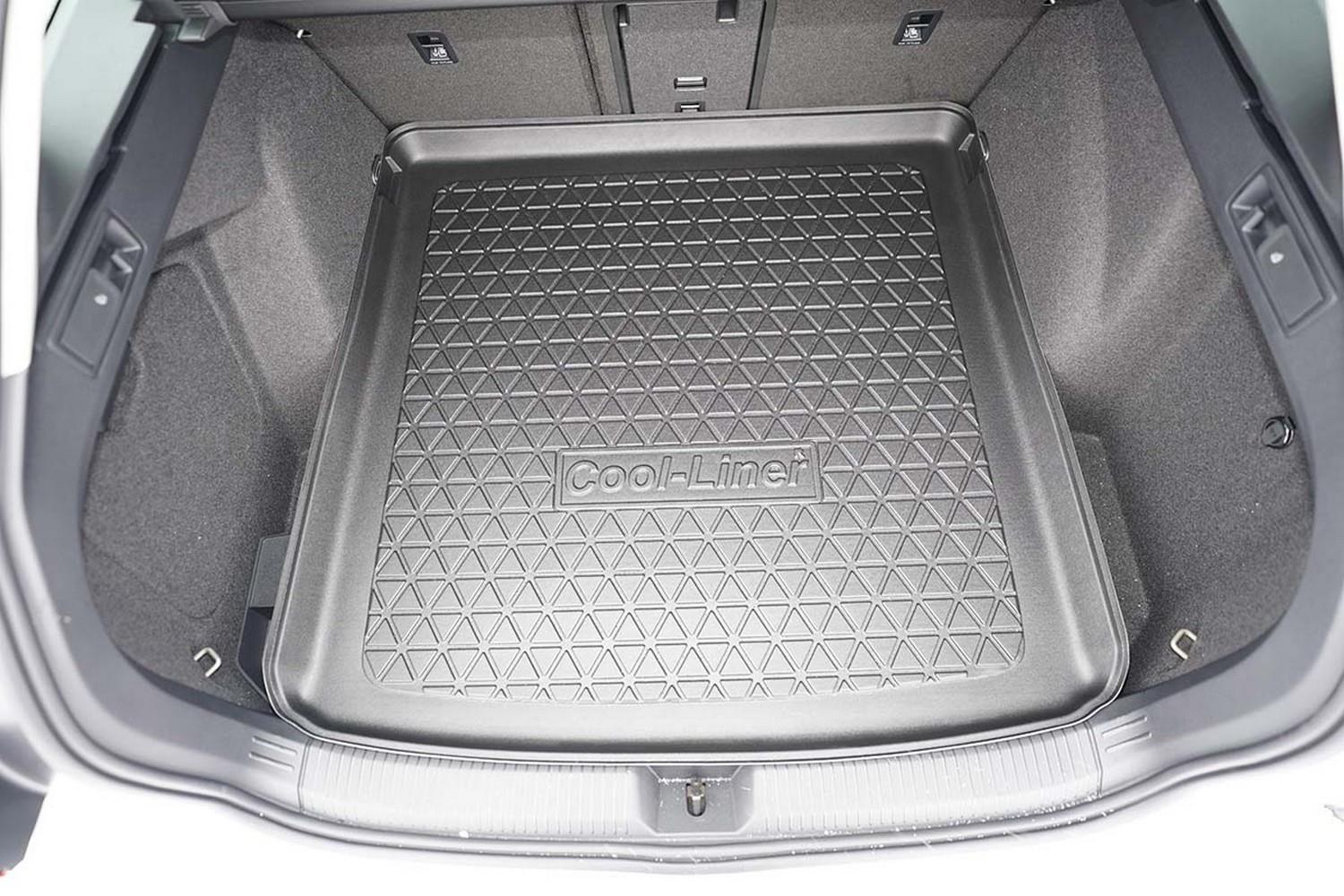 Gummi-Kofferraumwanne passend für VW Golf 7 ab 2012-2019 (unterer