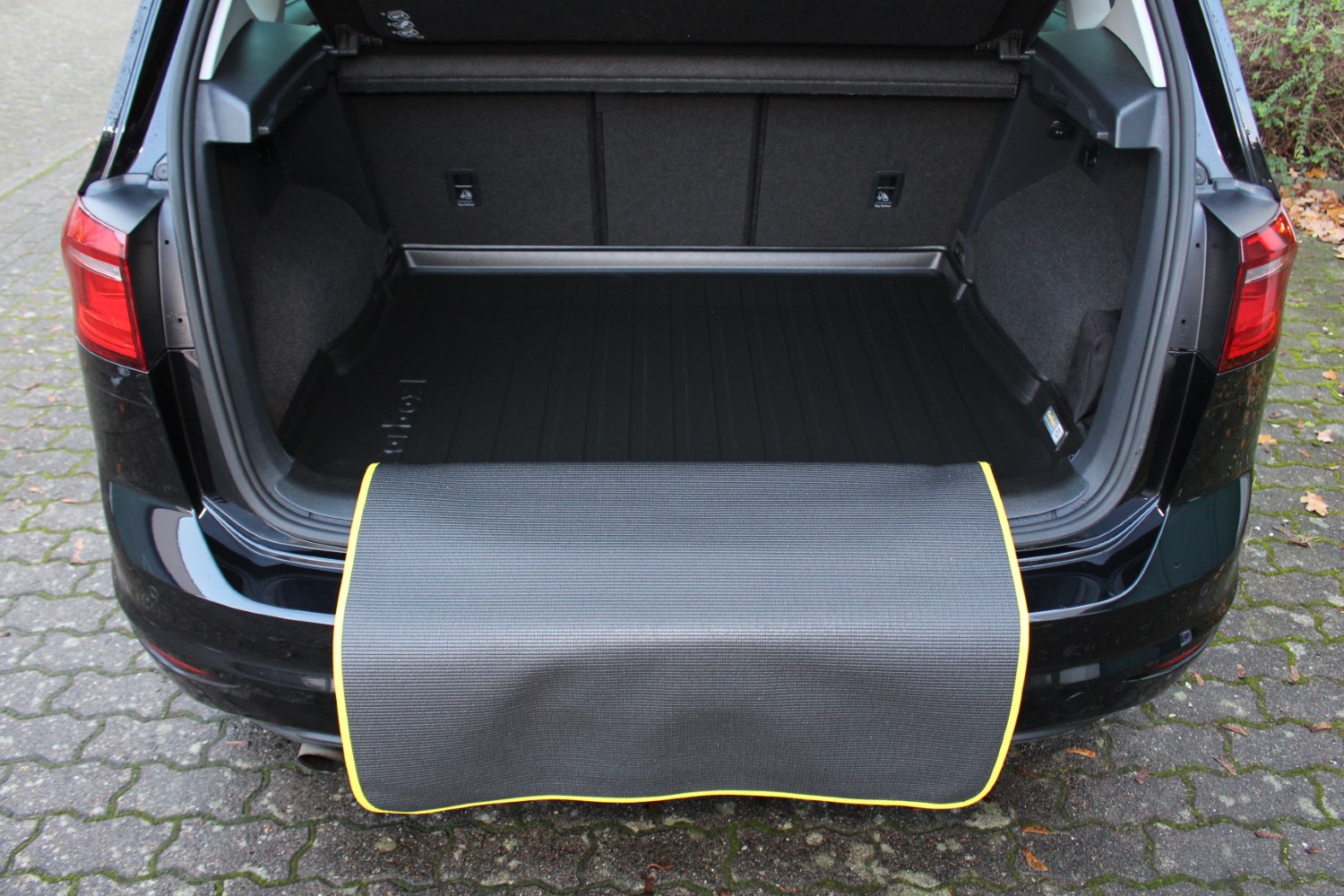 Boot mat Volkswagen Golf VII Sportsvan (5G) PE