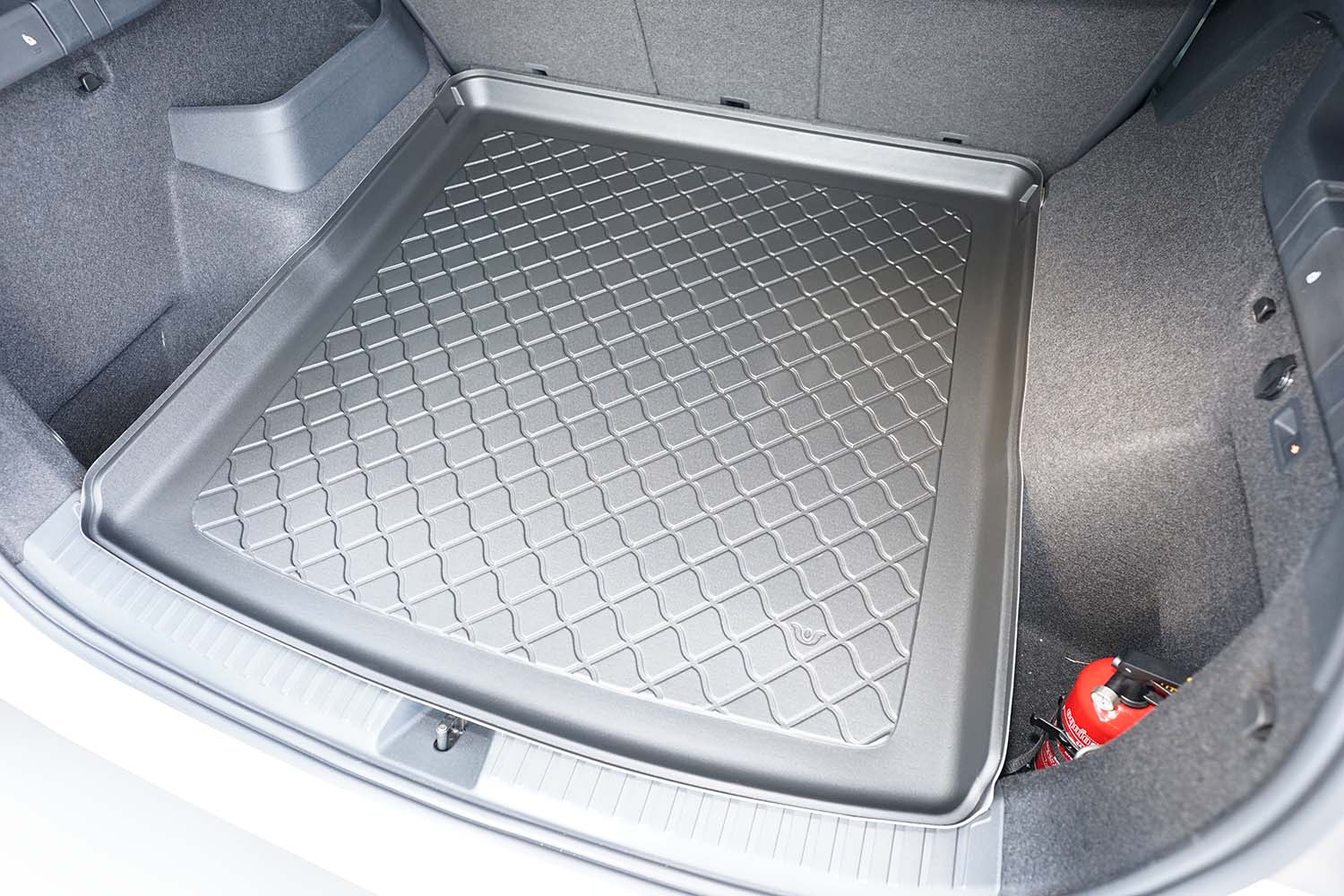 Boot mat suitable for Volkswagen Tayron 2025-present Guardliner anti slip PE/TPE rubber (VW2TYTM-G) (3) Boot mat suitable for Volkswagen Tayron 2025-present Guardliner anti slip PE/TPE rubber (VW2TYTM-G) (3)
