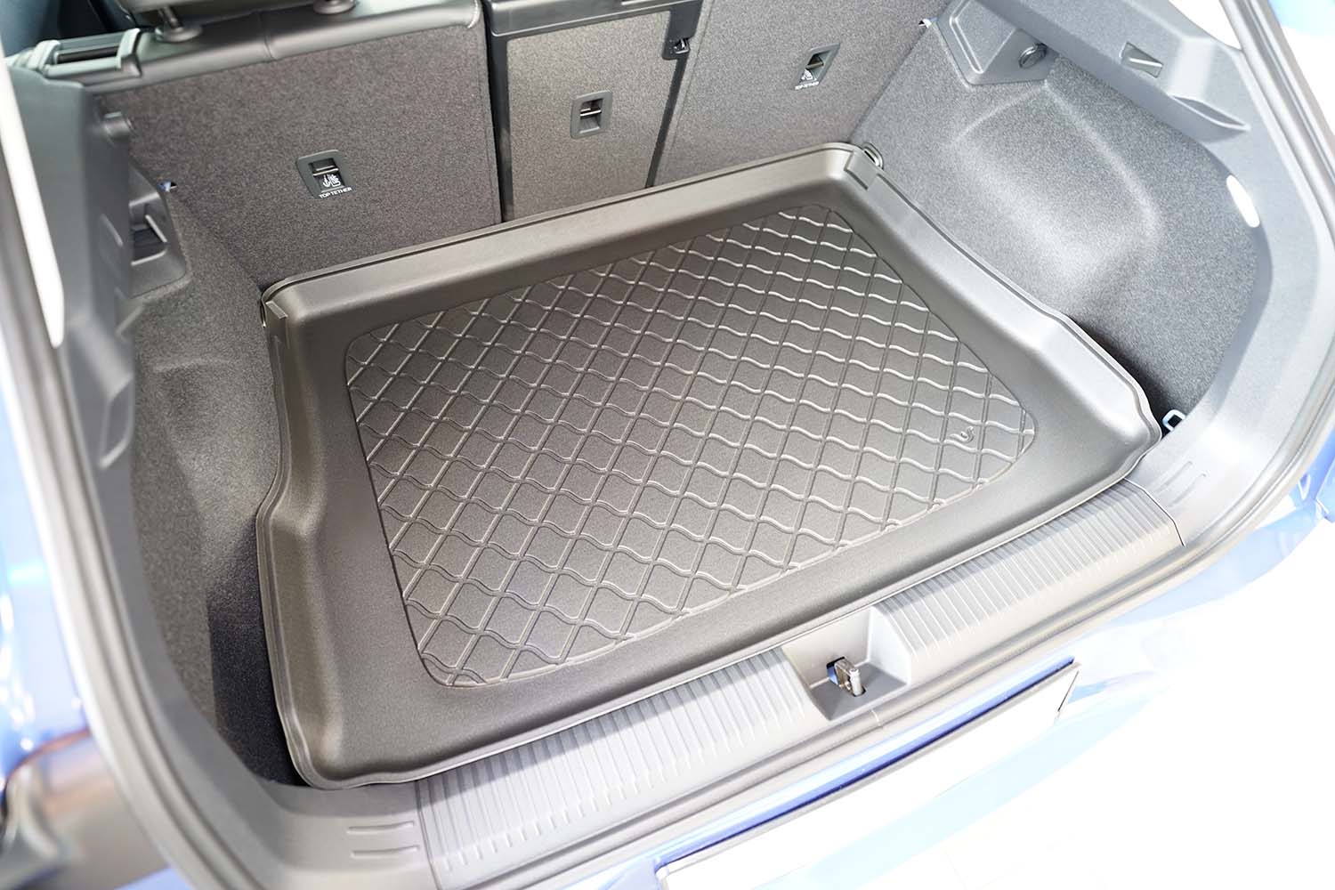 Boot mat suitable for Volkswagen T-Roc II 2025-present Guardliner (VW3TRTM-G) (4) Boot mat suitable for Volkswagen T-Roc II 2025-present Guardliner (VW3TRTM-G) (4)